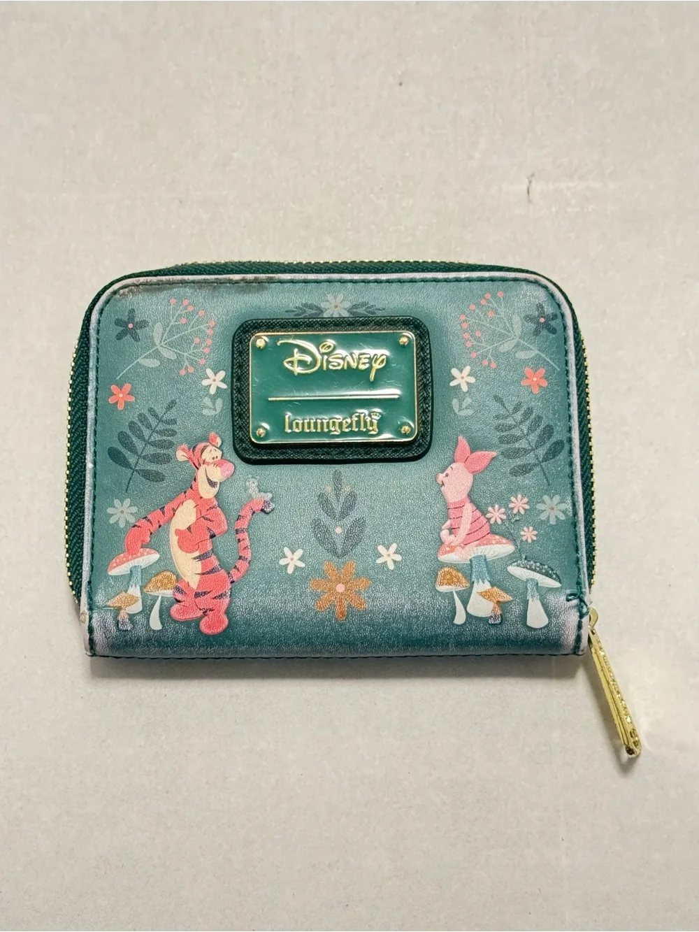 Loungefly Green Tigger & Piglet Compact Zip Card Holder